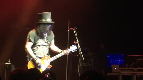 Slash Live