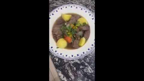 THIS IS HOW I MAKE BEEF STEW