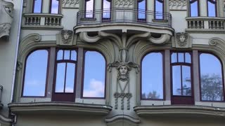 An amazing street violinist in Ukraine