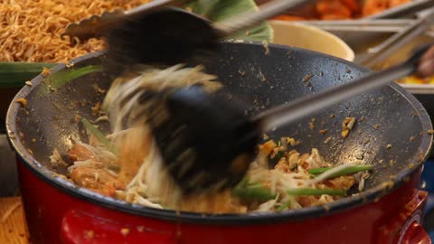 Pad Thai being prepared