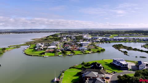 Coorong Quays on Hindmarsh Island