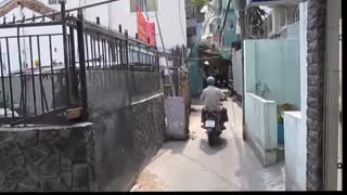 Vietnam, HCMC - Little alley - 2014-03