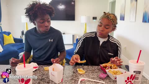 MIKAYLA MIGHT HAVE BEEF WITH CHIC-FIL-A🐔 AFTER THIS MUKBANG!! *CHICK-FIL-A MUKBANG*