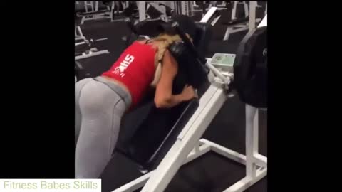 Fitness Model Paige Hathaway - Gym Workout