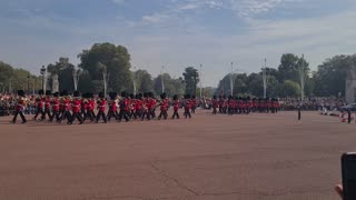 Buckingham palace guard exchange