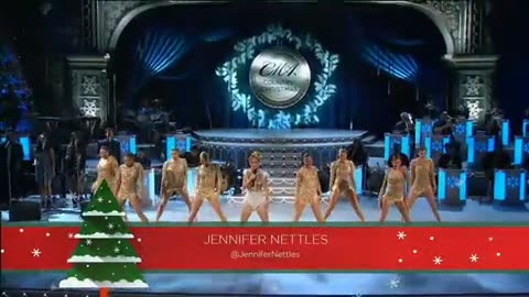 Jennifer Nettles ft. Pentatonix - The Man With The Bag - CMA Country Christmas