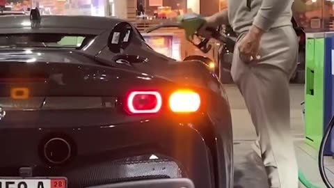 Andrew Tate Fills Up The NEW Ferarri