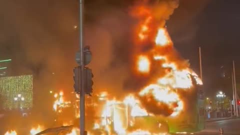 Double decker bus and car on fire, O’Connell Bridge #Dublin