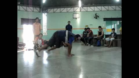 BBOY BATTLE BBOY SONO VS BBOY ??