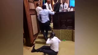 Maldivian lawmakers brawl during parliament session
