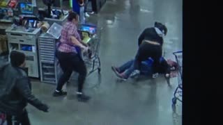 Video shows mom knocking out Kroger store clerk in front of 1-year-old daughter
