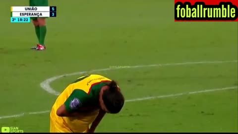 Retired Ronaldinho performance in one pitch that shocked the world