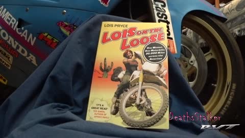 Lois on the Loose by Lois Pryce