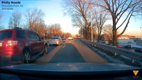 Close Call, Aggressive Driving, Roosevelt Boulevard 2021.02.08 — PHILADELPHIA, PA 2021.02.08