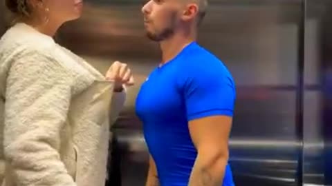 Hilariously Bodybuilder Subway Prank Video Funny Reaction Tiktok Meme Russia