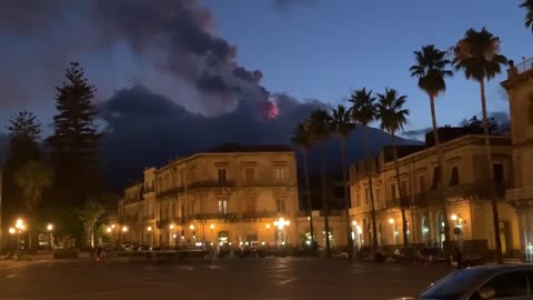 Mt #Etna is on fire
