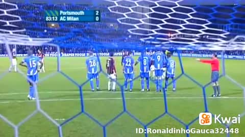 #01 Spectacular, goal by Ronadinho Gaucho