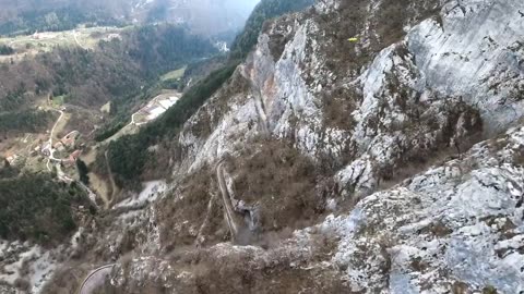 Wingsuit Terrain Flying | Italy