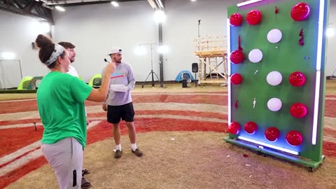 11 BALLOON WALL PRIZES AND PUNISHMENTS