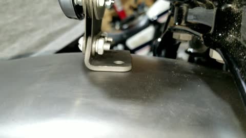 1940 Harley Davidson UH restoration Part: 4 Installing the springer front fork