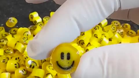 Smiley Face Candy 😁🍭