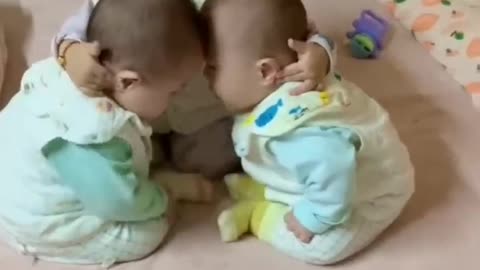 Funny three babies/so cute/