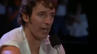 Bruce Springsteen - Dancing In the Dark (Official Video)