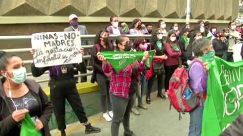 Bolivians rally against halted abortion for minor