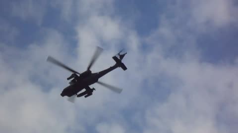 Two Apache helicopters crash in Alaska, 3 soldiers dead