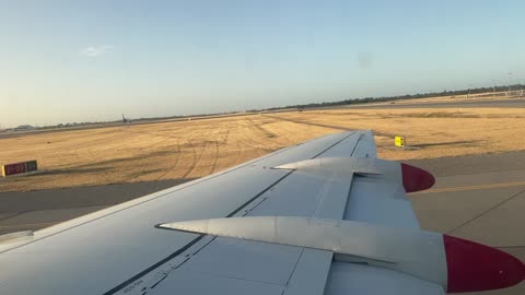 Perth YPPH Qantaslink Fokker 100 runway 21 intersection D1 departure