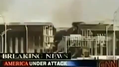 ON 9/11 THERE WAS NO EVEIDENCE THAT A PLANE HIT THE PENTAGON . LIVE ON CNN