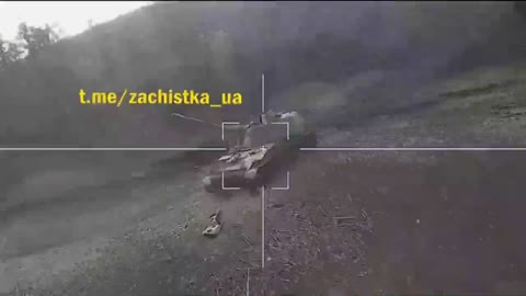 💥🇷🇺🇺🇦 "Lancet" hits the Ukrainian 152-mm self-propelled guns 2S3 "Acacia"