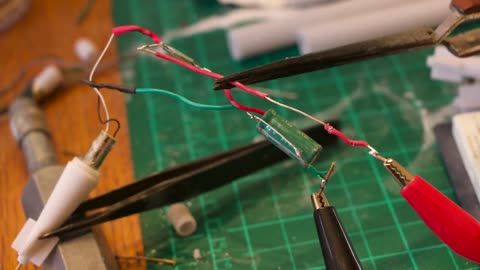 Building a capacitor torpedo for RC Submarine