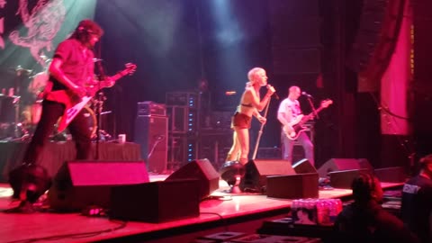 AMYL AND THE SNIFFERS