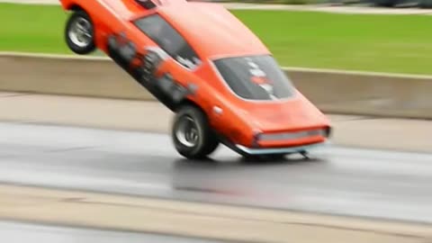 😲🤴NO WAY‼️ 1_4 MILE WHEELIE⁉️#incredible #wheelie #musclecar #short