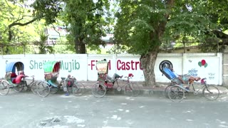 Bangladesh rickshaw operators brave searing heatwave