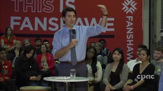 Canada: PM Trudeau holds town hall with students at Fanswhawe College in London, Ont. – April 21, 2023