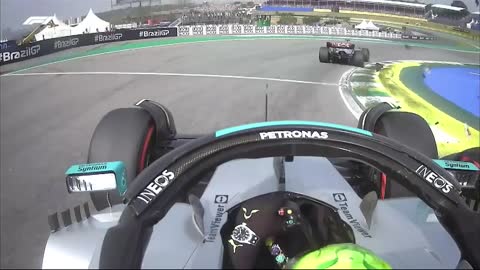 Verstappen and Hamilton Collide At Interlagos! | 2022 Sao Paulo Grand Prix