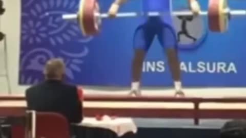 Weight lifting so dangerous video