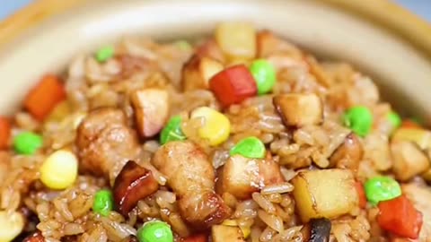 Cooking Pork Belly Braised Rice