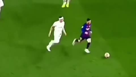 Messi uses 100% skills in football