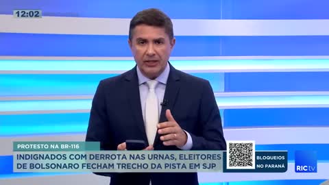 Caminhoneiros bolsonaristas fazem protestos e fecham estradas pelo Brasil