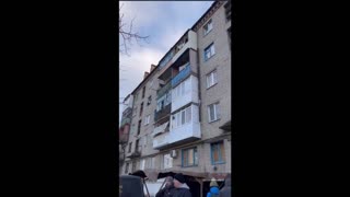 Volunteers deliver aid in Bakhmut, Ukraine as artillery rumbles in the distance