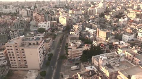 Early morning rocket strikes resume in Gaza