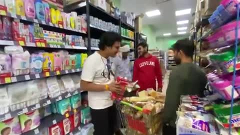 Indian's in abroad supermarket( विदेशी supermarket में भारतीय )