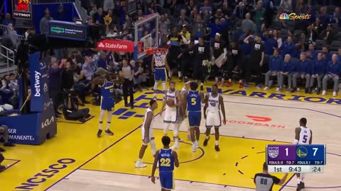 This pass from Steph to Draymond 👀