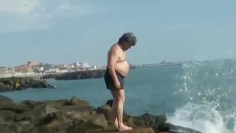 Fat Italian FALLS from Cliff as he gets Mocked by Kids