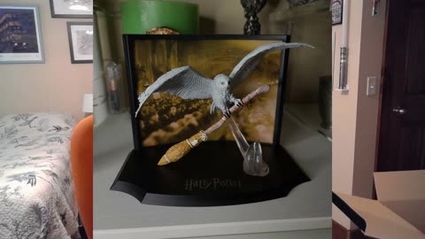 Harry Potter Noble Collection Toyllectible Review: Hedwig's Special Delivery