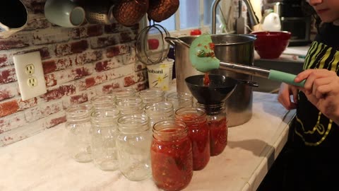 Canning 6 Months Worth of Salsa and Pico De Gallo