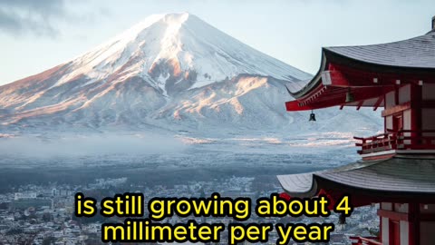 How Mount Everest Size Increases each Year? #shorts #facts #rumble